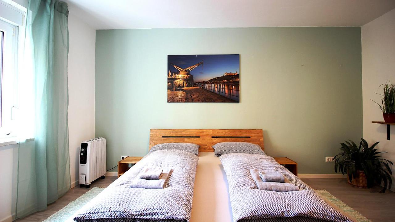 Central & Lovely - For Up To 6 Persons Wurzburgo Exterior foto